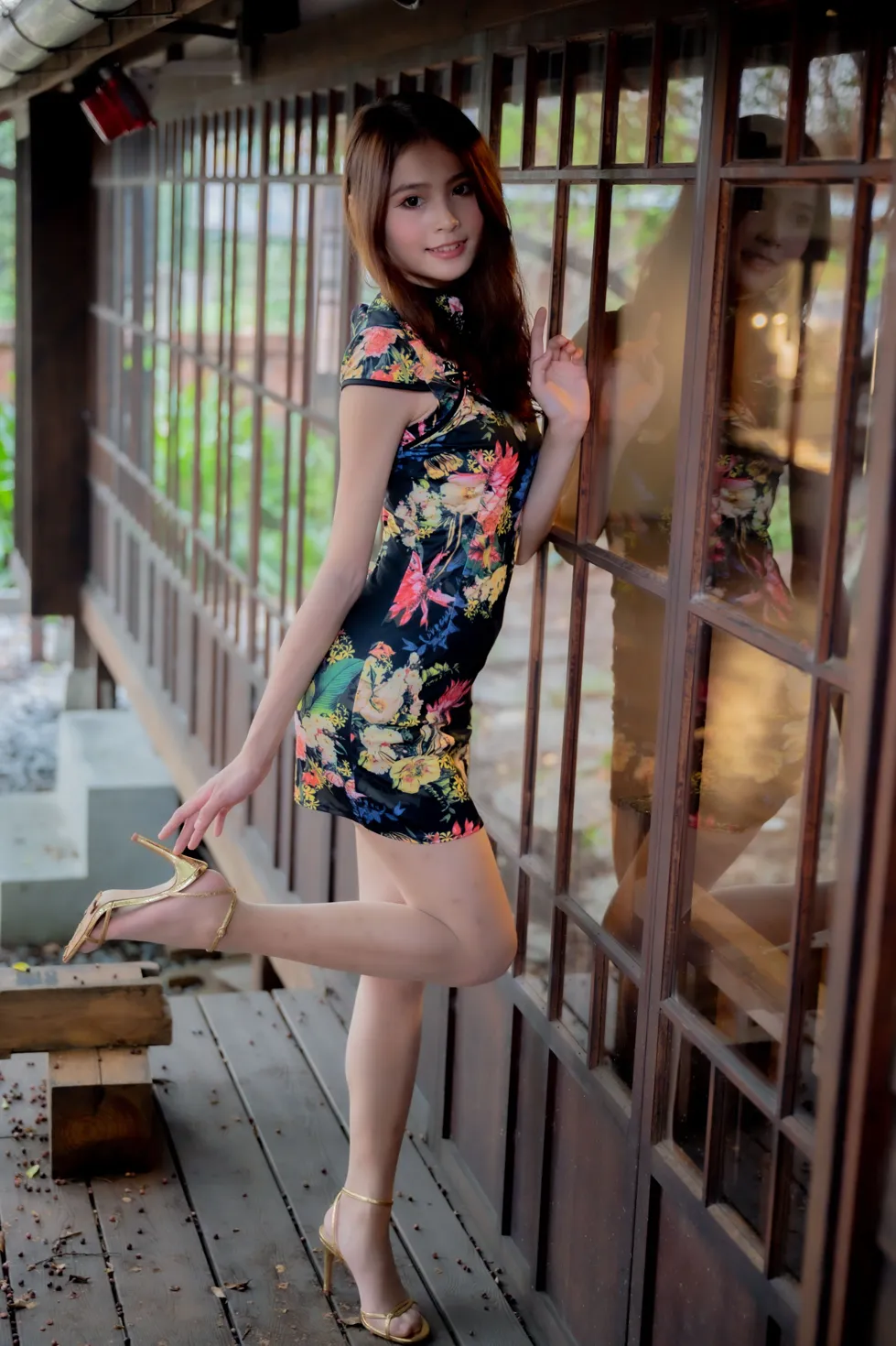 [Mzsock] NO.202 He Jiaxin black flower short cheongsam stockings high heels beautiful legs street photography#[97P]-21