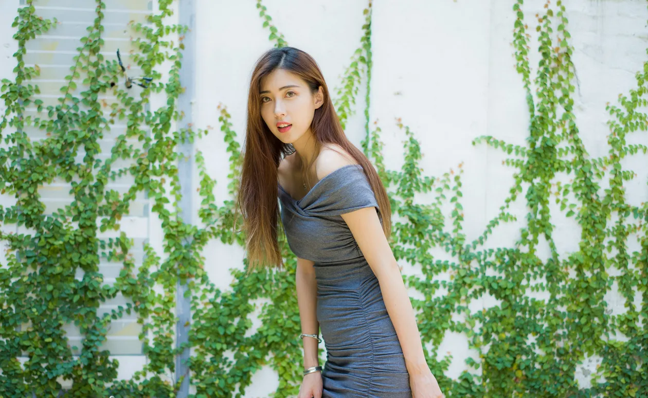 [Mzsock] NO.207 Jin Yunqiao off-shoulder dress and short skirt with high legs street photography#[54P]-35